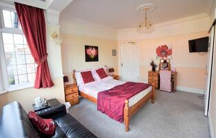 Picture #14 of Property #1060045731 in Kings Road West, Swanage BH19 1HF