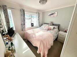 Picture #5 of Property #1060147641 in Old Bridge Road, Bournemouth BH6 5RQ