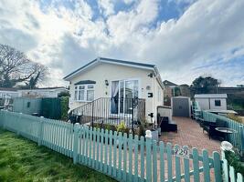 Picture #9 of Property #1060147641 in Old Bridge Road, Bournemouth BH6 5RQ