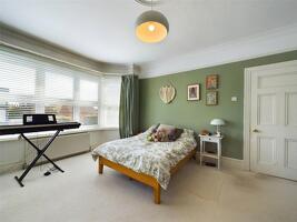 Picture #8 of Property #1060572741 in Stour Road, Christchurch BH23 1LN