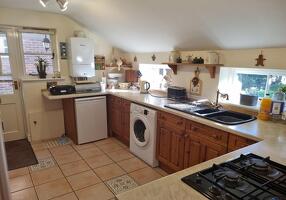 Picture #5 of Property #1060633341 in Calmore Road, Old Calmore SO40 2RF