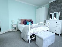 Picture #10 of Property #1061944341 in Berkeley Avenue, Alderney , POOLE BH12 4HZ