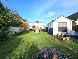 Picture #22 of Property #1061944341 in Berkeley Avenue, Alderney , POOLE BH12 4HZ