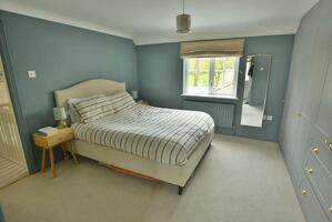 Picture #9 of Property #1070014641 in High Street, Sturminster Marshall BH21 4AY