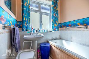 Picture #5 of Property #1070179641 in Moorvale Road, Moordown BH9 3BE