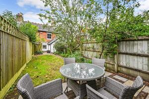 Picture #8 of Property #1070416041 in  Lyndhurst, Southampton SO43 7BR