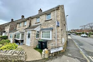 Picture #0 of Property #1070609541 in High Street, Swanage BH19 2NH