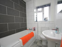 Picture #23 of Property #1072122441 in Waldren Close, Baiter Park, POOLE BH15 1XR