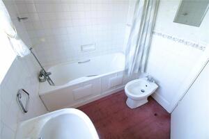 Picture #9 of Property #1073651241 in The Grove, Bournemouth BH9 2TT
