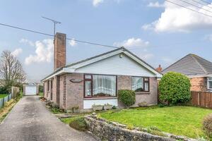 Picture #11 of Property #1073941341 in East Burton Road, Wool BH20 6HF