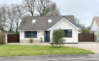 Picture #0 of Property #107545768 in Braemar Drive, Highcliffe, Christhurch BH23 5NR