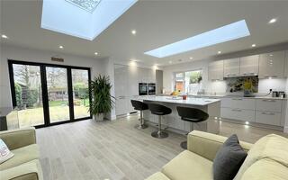 Picture #1 of Property #107545768 in Braemar Drive, Highcliffe, Christhurch BH23 5NR