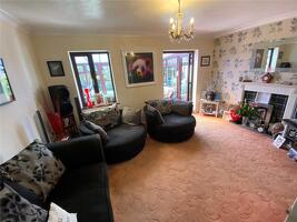 Picture #6 of Property #1075471131 in Kingswell Grove, Ensbury Park, Bournemouth BH10 5DA