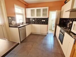 Picture #6 of Property #1075797741 in Bennett Road, Charminster, Bournemouth BH8 8RL