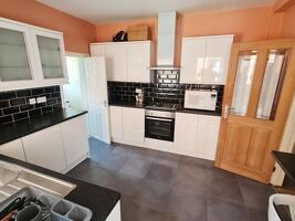Picture #7 of Property #1075797741 in Bennett Road, Charminster, Bournemouth BH8 8RL