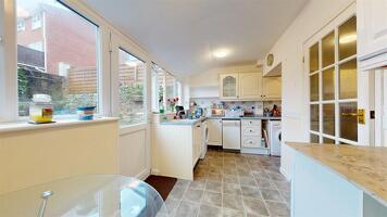 Picture #1 of Property #1076033541 in Court Road, Swanage BH19 1JB