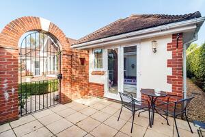 Picture #11 of Property #108350668 in Broadshard Lane, Ringwood BH24 1RS