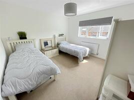 Picture #13 of Property #1084159431 in Sandyhurst Close, Canford Heath, Poole BH17 9JS