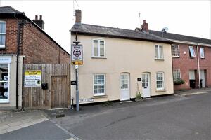 Picture #0 of Property #1085509731 in West Row, Wimborne BH21 1LA