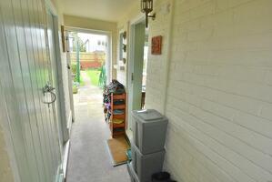 Picture #14 of Property #1086119541 in Churchill Close, Sturminster Marshall BH21 4BQ