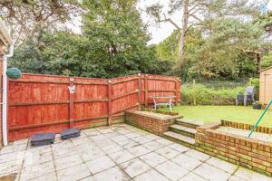 Picture #21 of Property #1087893141 in Iford Lane, Southbourne BH6 5QY