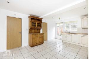 Picture #6 of Property #1087893141 in Iford Lane, Southbourne BH6 5QY