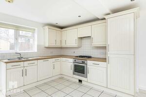 Picture #8 of Property #1087893141 in Iford Lane, Southbourne BH6 5QY