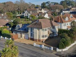 Picture #9 of Property #1090360341 in Lilliput Road, Lilliput, Poole BH14 8JU