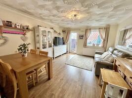 Picture #1 of Property #1090504641 in Chaffinch Close, Creekmoor BH17 7UR