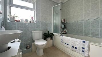 Picture #16 of Property #1091248641 in Uppleby Road, Parkstone, Poole BH12 3DE