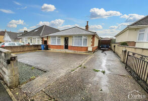 Picture #0 of Property #1092487341 in Alcester Road, Parkstone BH12 2JW