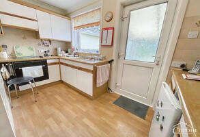 Picture #5 of Property #1092487341 in Alcester Road, Parkstone BH12 2JW