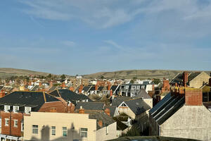 Picture #16 of Property #1093040541 in High Street, Swanage BH19 2LT