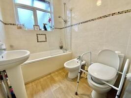 Picture #9 of Property #1094929341 in Paisley Road, Southbourne, Bournemouth BH6 5EB