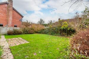 Picture #2 of Property #1096787241 in Watership Drive, Hightown, Ringwood BH24 1QY