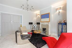 Picture #4 of Property #1097884641 in Canford Cliffs Avenue, Canford Cliffs, Poole BH14 9QN