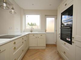Picture #15 of Property #1098431541 in Hennings Park Road, Oakdale, Poole BH15 3QU