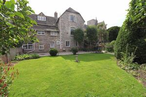 Picture #0 of Property #1099915041 in Kings Road West, Swanage BH19 1HF
