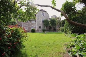 Picture #34 of Property #1099915041 in Kings Road West, Swanage BH19 1HF