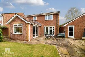 Picture #18 of Property #1101055641 in Waytown Close, Canford Heath, Poole BH17 9WF