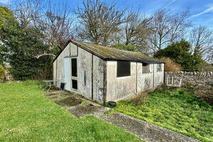 Picture #3 of Property #1104902541 in Langton Matravers BH19 3HB