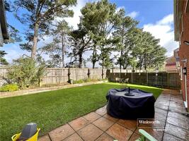 Picture #14 of Property #1105765641 in Larkspur Close, Hoburne Farm, Highcliffe-On-Sea BH23 4FQ