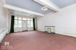 Picture #4 of Property #1108513341 in Seaward Avenue, Southbourne BH6 3SH