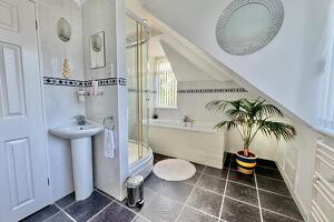 Picture #16 of Property #1109397441 in South Instow, Harmans Cross BH19 3DS
