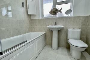 Picture #27 of Property #1109618331 in Webbs Close, Ashley Heath BH24 2EP