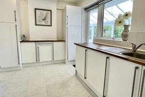 Picture #9 of Property #1109618331 in Webbs Close, Ashley Heath BH24 2EP