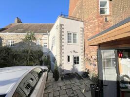 Picture #30 of Property #1109857341 in Church Street, Poole BH15 1JU