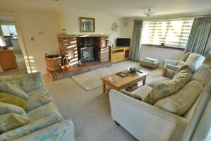 Picture #7 of Property #1110277341 in High Street, Sturminster Marshall BH21 4BA