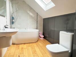 Picture #8 of Property #1110666441 in Meeting House Lane, Ringwood BH24 1EY