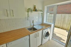 Picture #4 of Property #111164368 in Charborough Way, Sturminster Marshall BH21 4DH